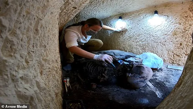 Momias egipcias revelan nueva evidencia: comienza la intensa búsqueda de la tumba perdida de Cleopatra. Criss