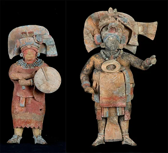 Figura de cerámica maya de 1.500 años de antigüedad con casco removible, hallada en El Perú-Waka, Petén, Guatemala. - Trabajo Para el Mundo