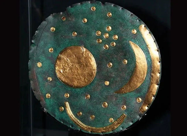 Revelando el secreto sobre la edad del disco celeste de Nebra, que describe el universo más antiguo