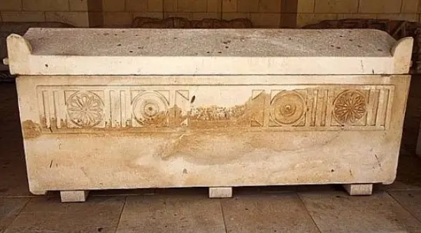 Archaeological Wonders: Ancient Coffin Protects 800 Million Year Old Princess - Ufoand.world
