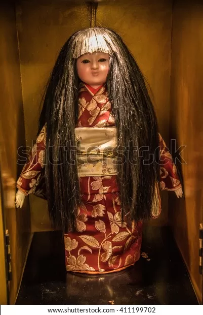 HOW SCARY! Terrifying cursed objects that not even Ed and Lorraine Warren would want to touch. - Luxury Blog