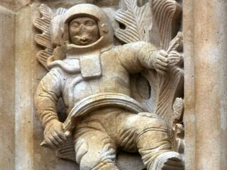 Astronaut spotted on church carving ‘dating back to 16th century’