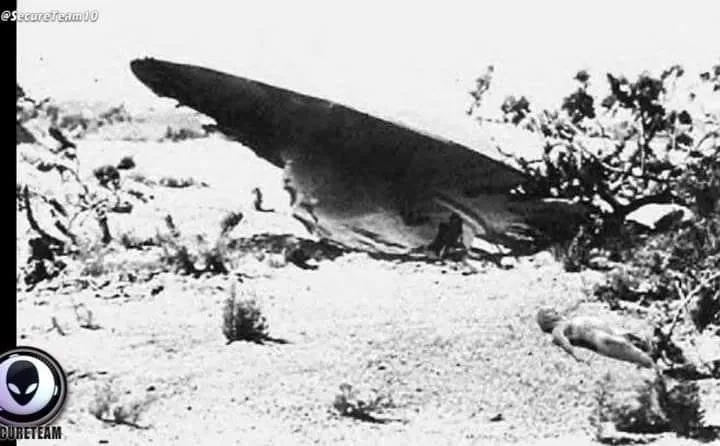 Americans were stunned when a mysterious triangular-shaped drone flew over the country, defying all expectations.