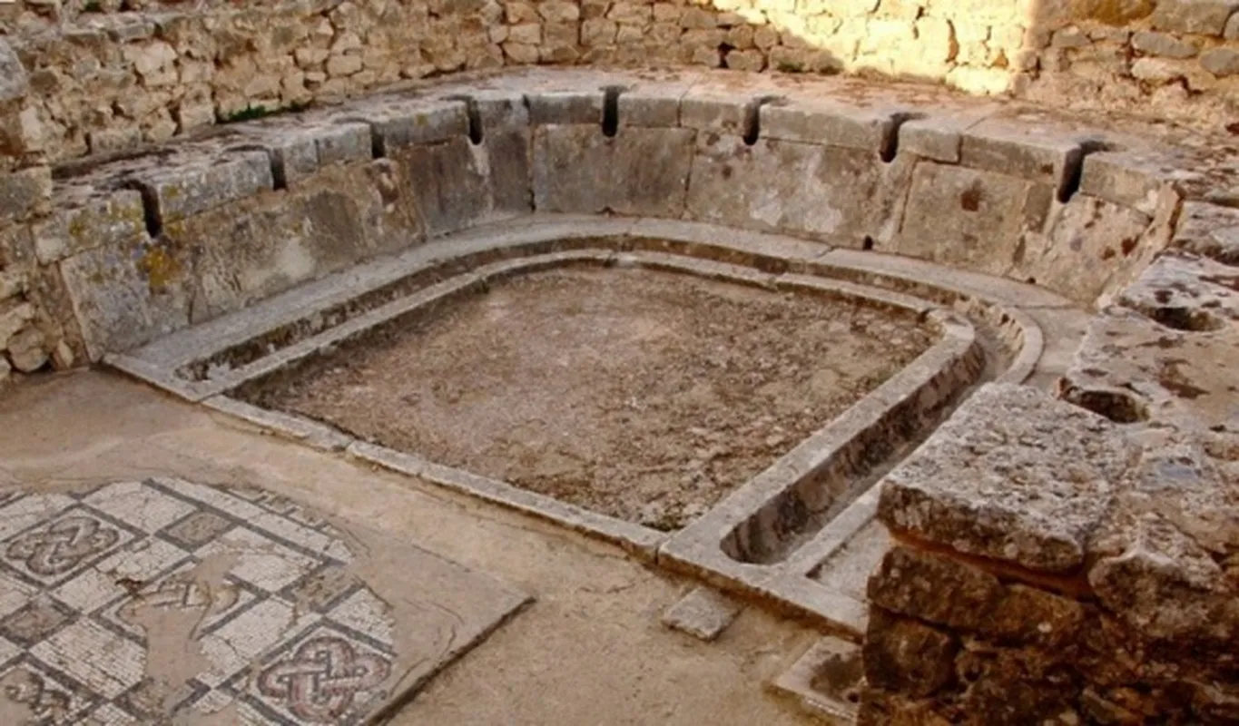 Historia de las letrinas públicas en la antigua Roma