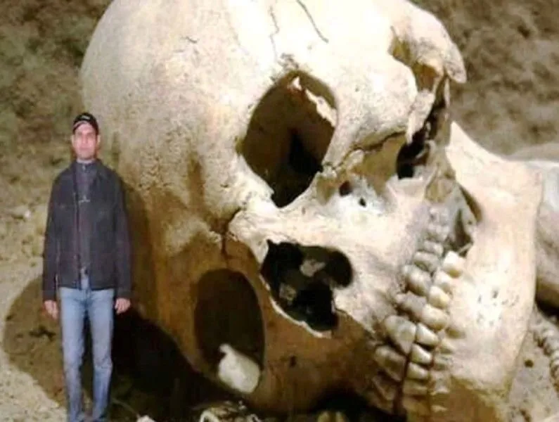 Uncovering the incredible: Giant alien remains discovered and the mysteries of extraterrestrial connections exposed