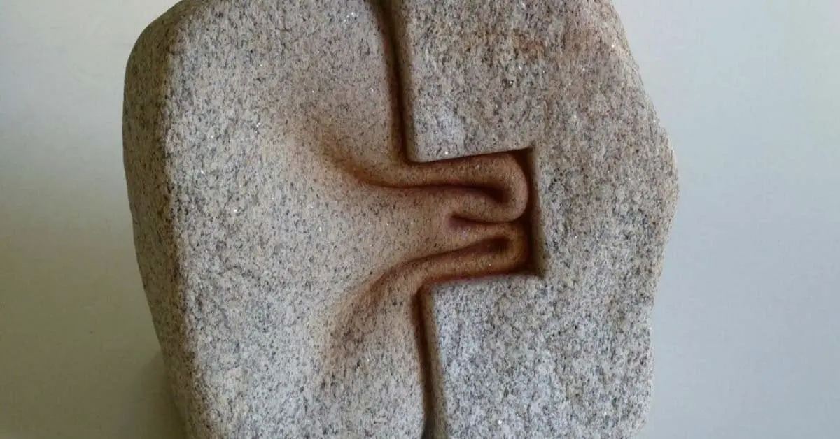 Is it possible that ancient Peruvians knew how to melt stone blocks?