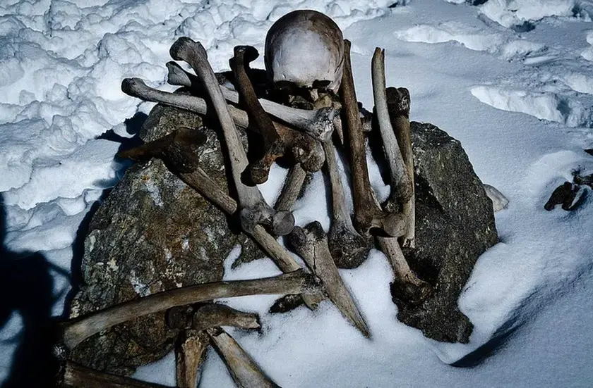 Discover the mystery of the ‘Lake of Human Skeletons’ on the roof of the world, the Himalayas