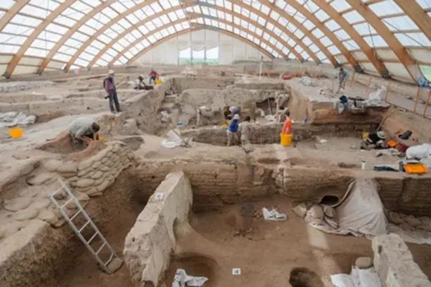 9,000-year-old skeletons reveal the ‘curse’ of the ancient city of Çatalhöyük