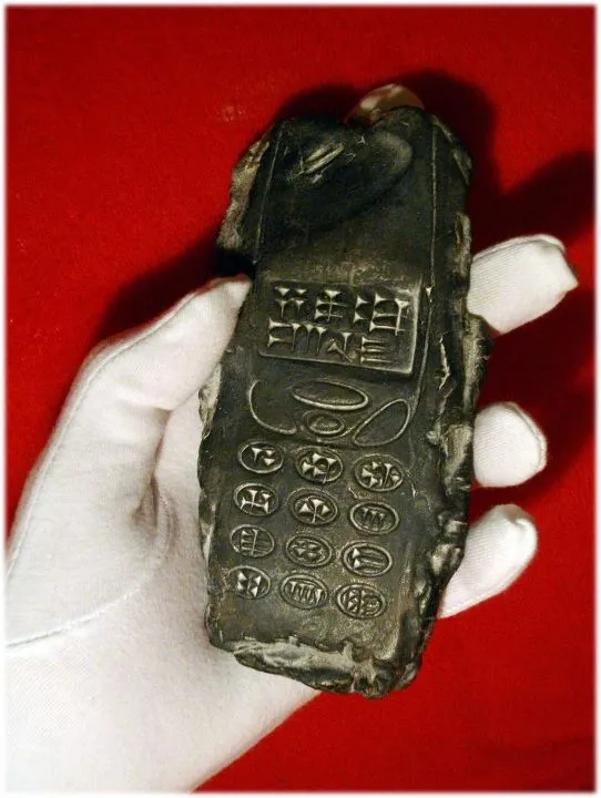 Decoding History: The Truth Behind the ‘800-Year-Old Mobile Phone’ and Other Fascinating Artifacts