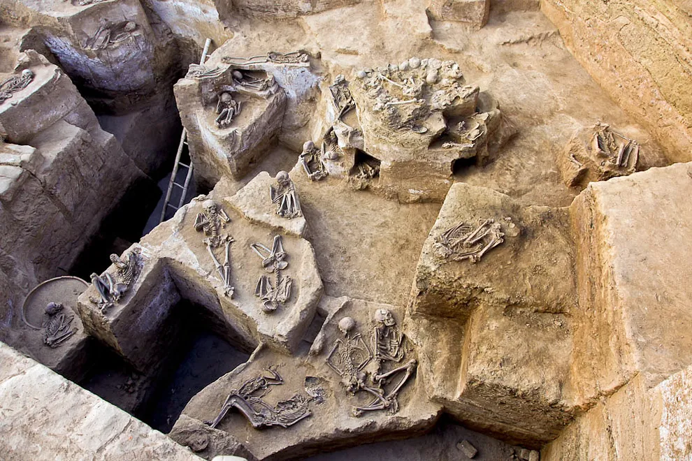 An Eternal Bond: Deciphering the Story of Six Women Buried with Their Husbands for 1,500 Years
