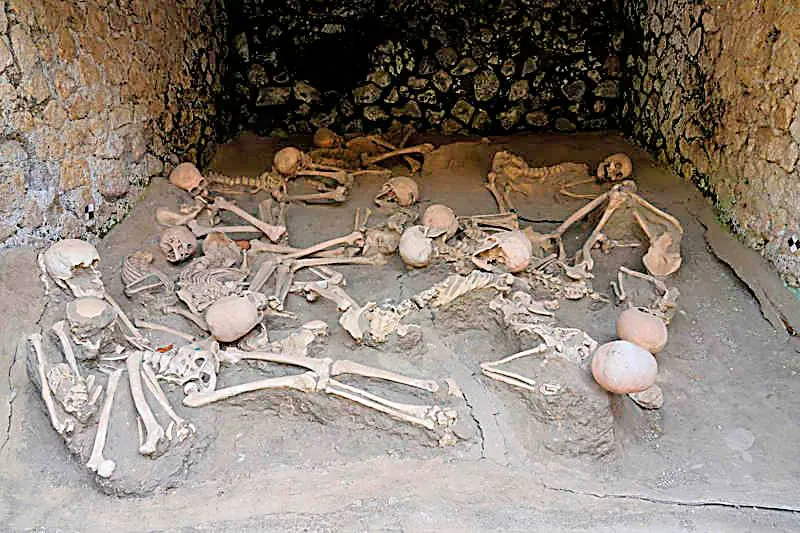 HORROR: “History of the excavations in Herculaneum” Discovery of tens of millions of “skeletons” of Vesuvius on the ancient beach